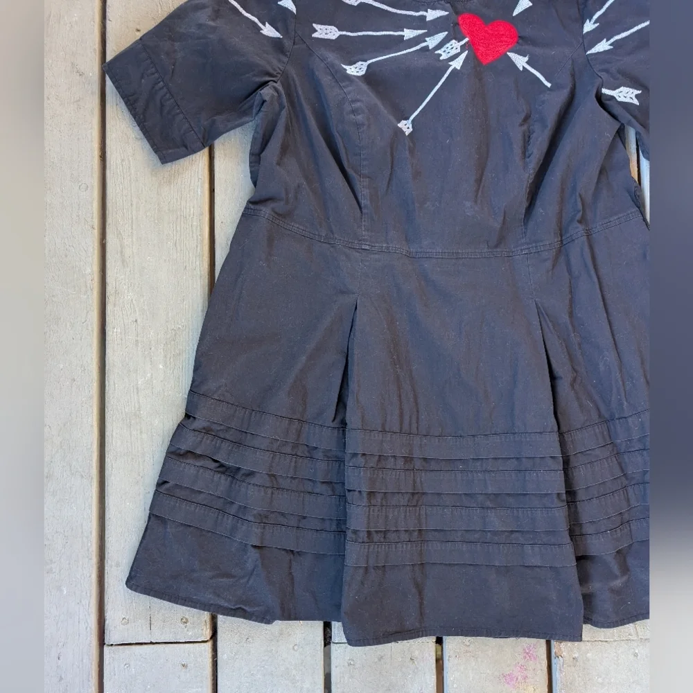 Eshakti Black Cupids Arrow Embellished Poplin Dress 2X/3X Plus Size Pleated - Picture 3 of 9